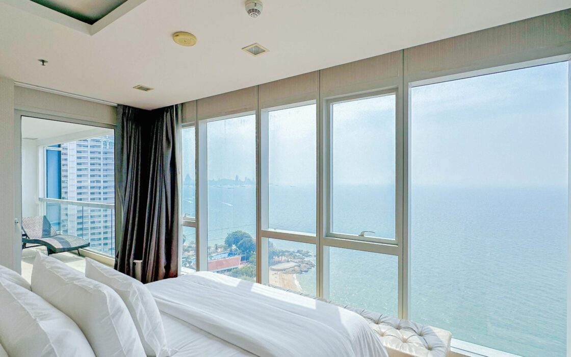 Ultra-Luxury Private Beachfront project Palm Wongamat | 2BR (97.5 sqm)| Foreigner Name – Rare Item!