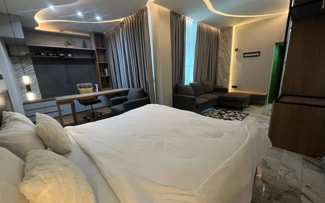 4 Bedroom Villa in Pattaya – Ideal for Business
