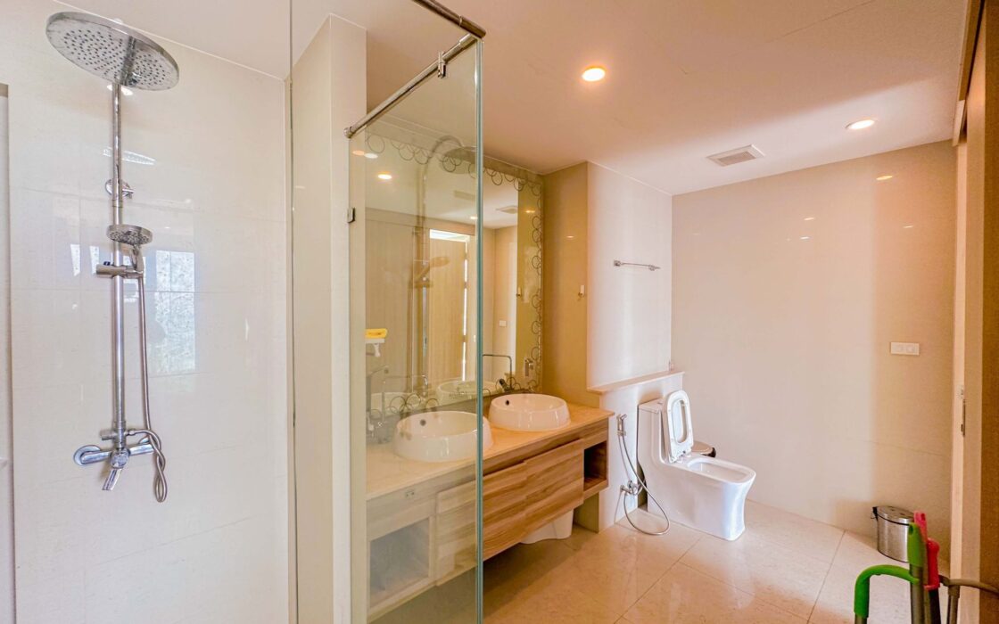 The Riviera Jomtien | 2 Bedrooms, 2 Bathrooms | Corner Unit | 75 SQ.M.