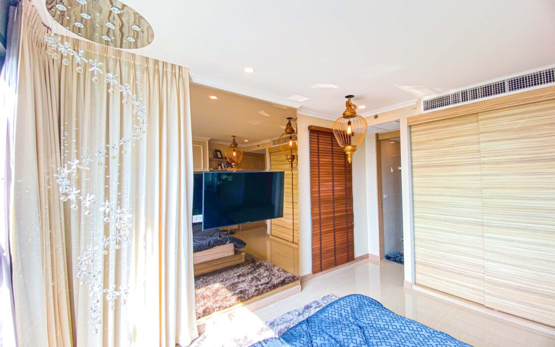 The Riviera Jomtien | 2 Bedrooms, 2 Bathrooms | Corner Unit | 85 SQ.M.