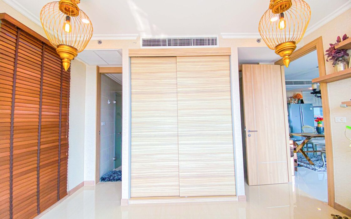 The Riviera Jomtien | 2 Bedrooms, 2 Bathrooms | Corner Unit | 85 SQ.M.