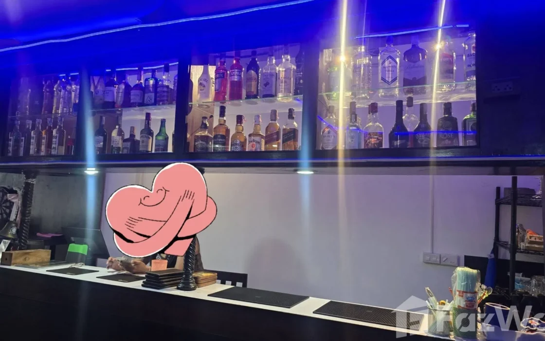 FRESH OPPORTUNITY – PRIME PATTAYA BAR BUSINESS & PROPERTY TAKEOVER   *(For Sale or Leasehold Transfer)*  in Soi Buakhao