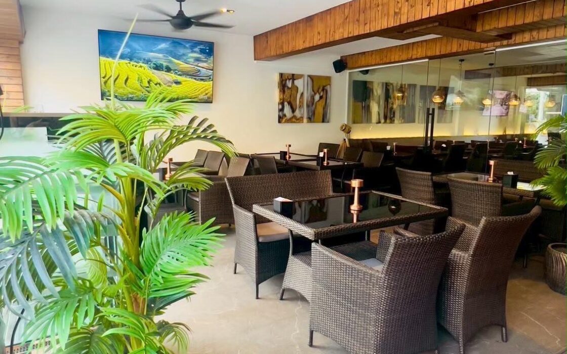 Café & Restaurant in Prime Tourist Location Pratumnak Soi 5  with on-site accommodation.